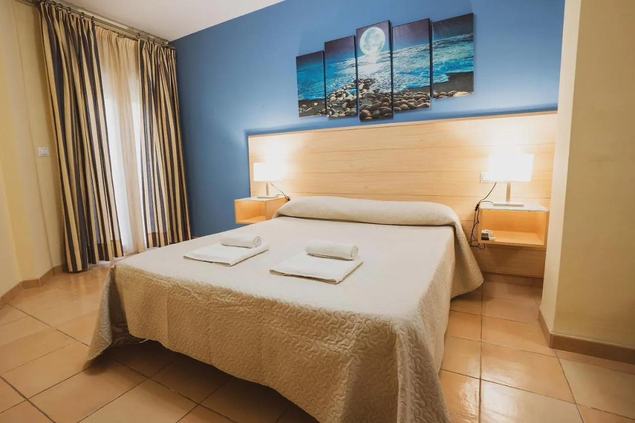 Hotel Sierra De Huesa 2*,